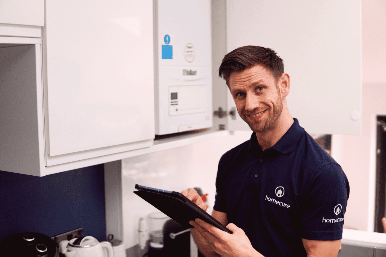 South London plumber on duty at property